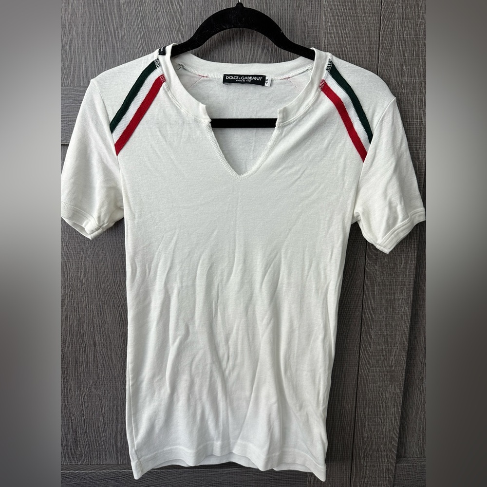 Like New Vintage Authentic Dolce & Gabbana v-neck tee - Picture 2 of 5